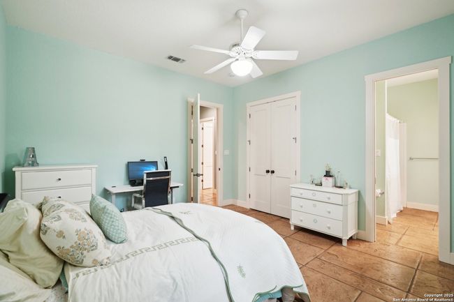 22340 Old Fossil Rd, House other with 3 bedrooms, 4 bathrooms and null parking in San Antonio TX | Image 23
