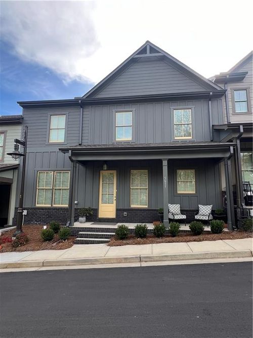 12-5611 Pine St, Flowery Branch, GA, 30542 | Card Image