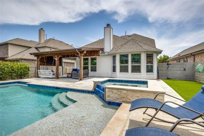 Pool and Backyard | Image 1