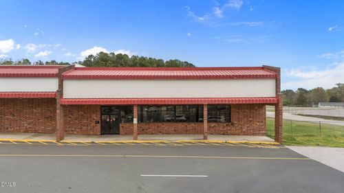 1143 E Andrews Avenue, Henderson, NC, 27536 | Card Image