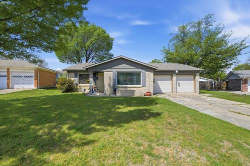 3559 Paramount St, North Richland Hills, TX, 76117-3331 | Card Image