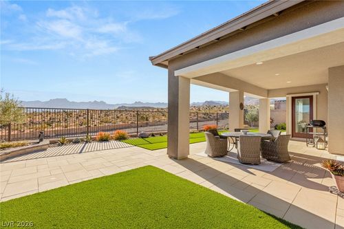 12596 Heritage Heights Dr, Las Vegas, NV, 89138-4746 | Card Image