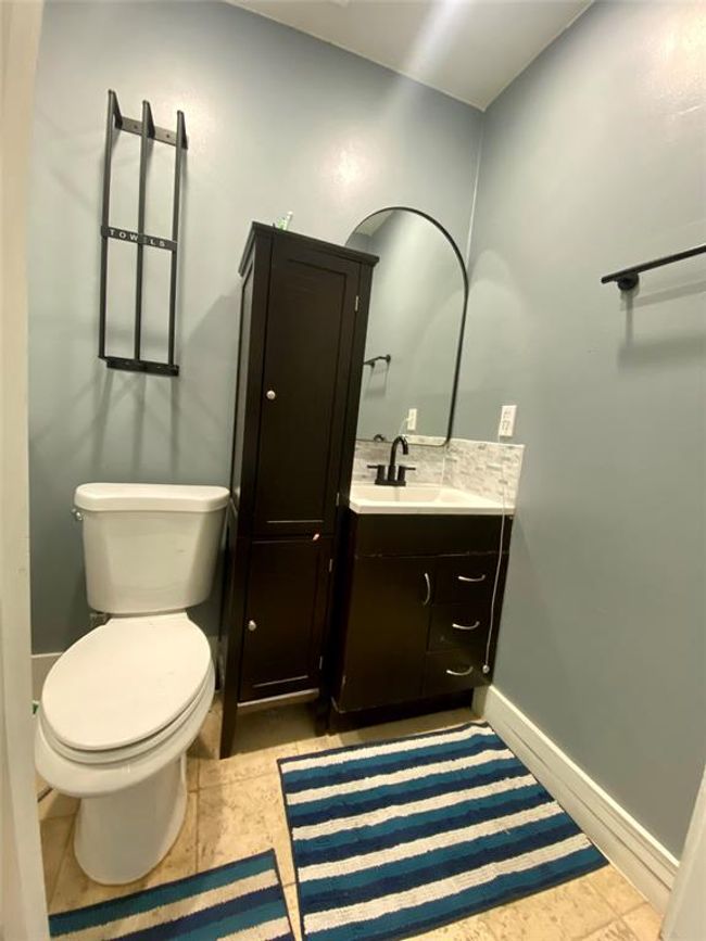 838 Key St, House other with 3 bedrooms, 2 bathrooms and 3 parking in Houston TX | Image 11