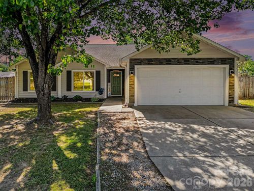 199 Austin Run Ct, Kannapolis, NC, 28083-6286 | Card Image