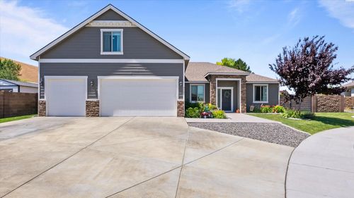 3547 Curtis Dr, West Richland, WA, 99353-7849 | Card Image