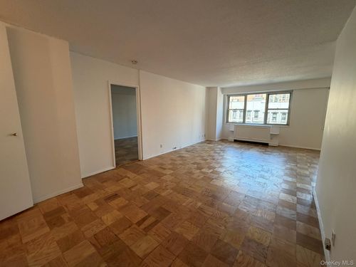 6b-400 E 54th St, New York, NY, 10022-5166 | Card Image
