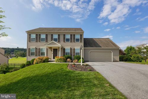 706 Rishel Dr, YORK, PA, 17406-7930 | Card Image