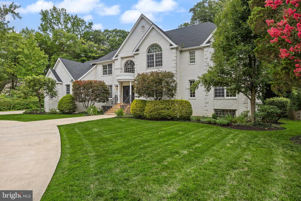 Residential in CHERRY HILL 2