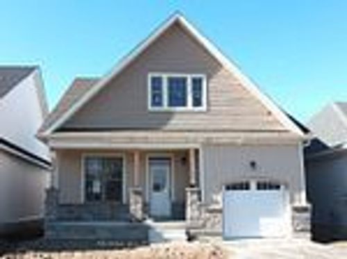 18 Schortinghuis St, Sutton West, ON, L0E1R0 | Card Image
