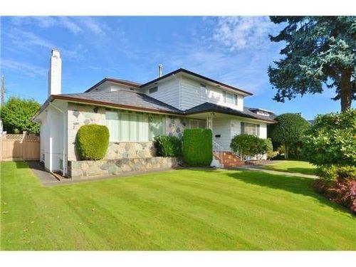 735 W 54th Ave, Vancouver, BC, V6P1M3 | Card Image