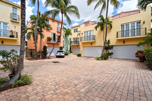 1123 Ne 18th Avenue, Fort Lauderdale, FL, 33304 | Card Image