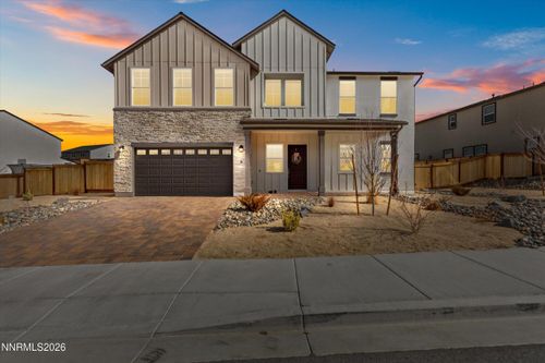 325 Pah Rah Ridge Dr, Sparks, NV, 89441-8883 | Card Image