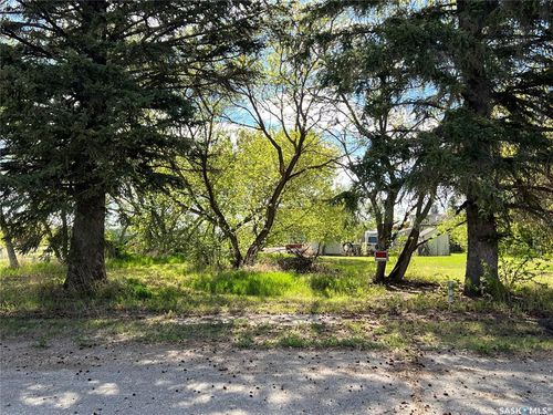 106 Main Street, Yellow Creek, SK, S0K4M0 | Card Image