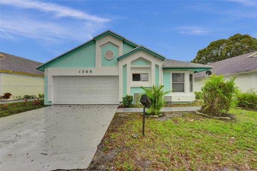 1365 W Glen Oak Rd, North Lauderdale, FL, 33068-3953 | Card Image