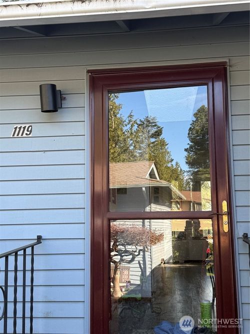 1119 S 249th Pl, Des Moines, WA, 98198-8556 | Card Image