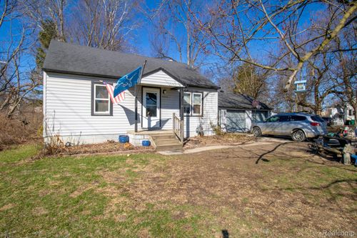 8080 Wayne Road, Romulus, MI, 48174 | Card Image