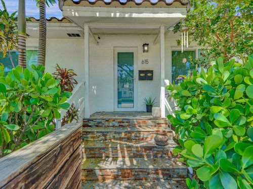 2-615 Sw 4th Ave, Fort Lauderdale, FL, 33315-1011 | Card Image