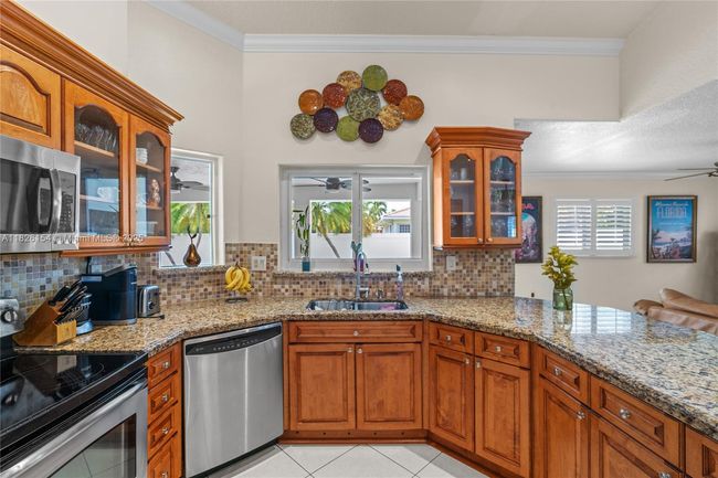 14288 Sw 21 St Ter, House other with 4 bedrooms, 4 bathrooms and null parking in Miami FL | Image 48