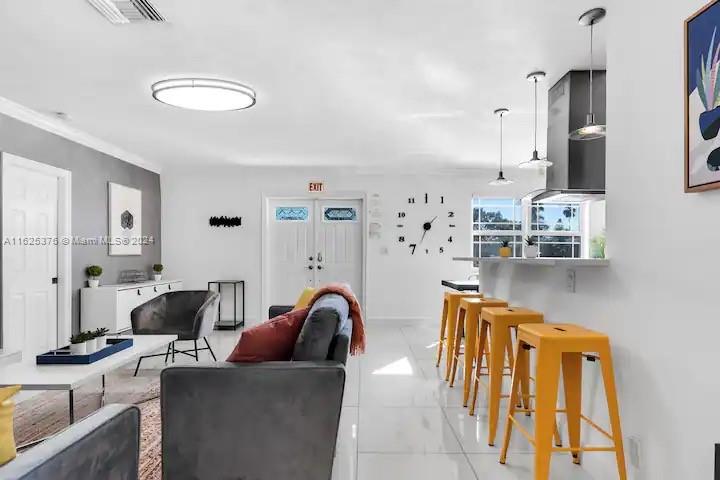 Atlanta St, Hollywood, FL 33024