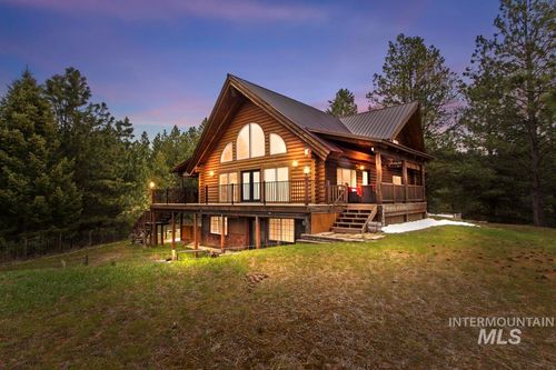 10360 Gamann Dr, Cascade, ID, 83611-5441 | Card Image