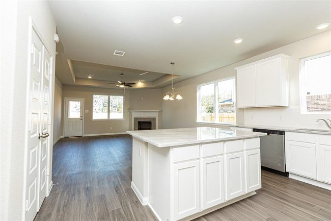 3514 Stonehenge Dr, House other with 4 bedrooms, 3 bathrooms and 2 parking in Montgomery TX | Image 6