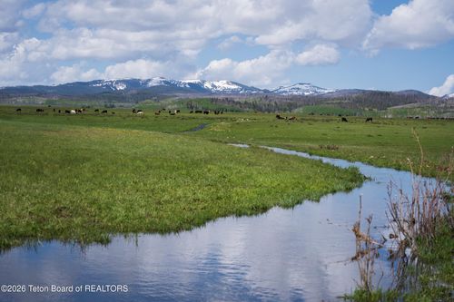 980 ACRES Merna N. Beaver, Daniel, WY, 83115 | Card Image