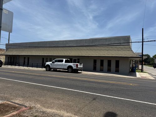 111 S Terry St, Malakoff, TX, 75148-9207 | Card Image