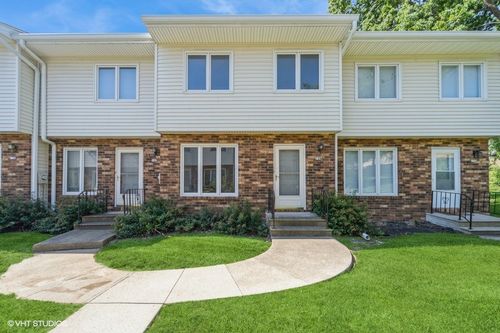 24-146 Holiday Cir, West Des Moines, IA, 50265-8205 | Card Image