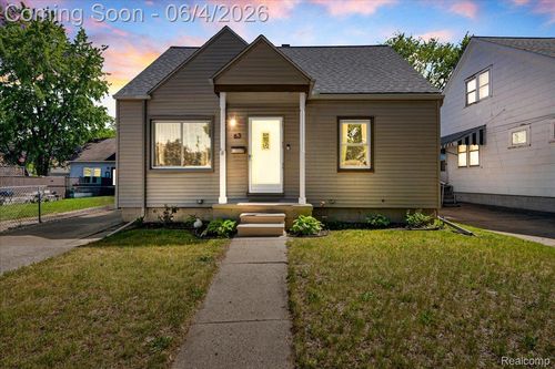 63 Mahan Ave, Hazel Park, MI, 48030-1152 | Card Image