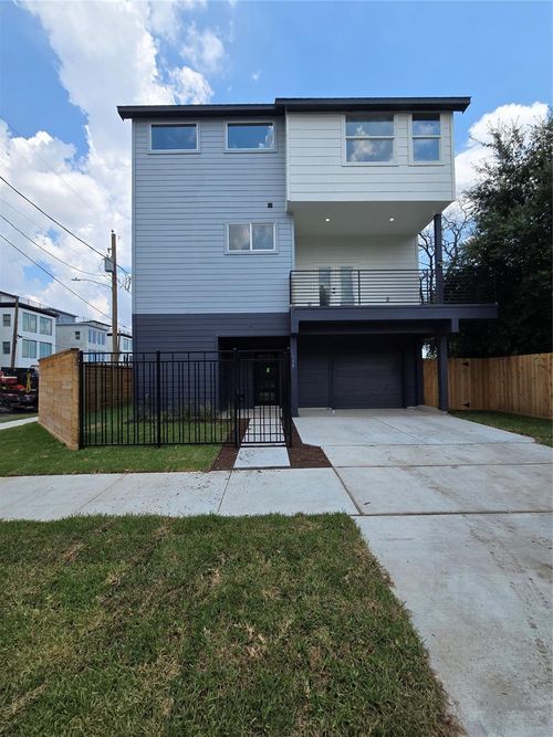 1928 Gregg St, Houston, TX, 77020-2225 | Card Image