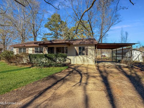 4220 Nancy St, Pearl, MS, 39208-4128 | Card Image