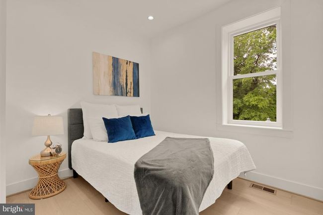 2035 N Capitol St Ne, Townhouse with 4 bedrooms, 4 bathrooms and null parking in WASHINGTON DC | Image 32