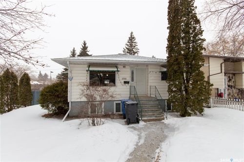 1701 102nd St, North Battleford, SK, S9A1H2 | Card Image