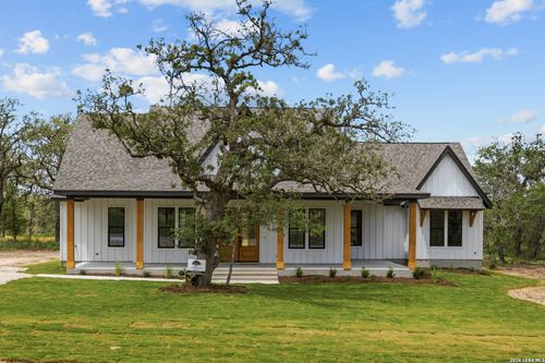 3539 County Road 676, Devine, TX, 78016 | Card Image