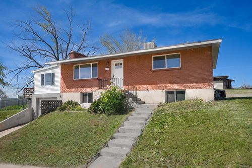 2466 W 5075 S, Roy, UT, 84067-2258 | Card Image