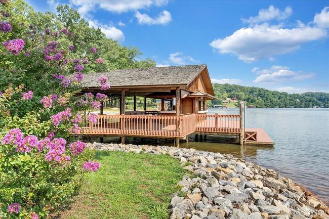 103 Crestview Road, House other with 2 bedrooms, 2 bathrooms and null parking in Wirtz VA | Image 28