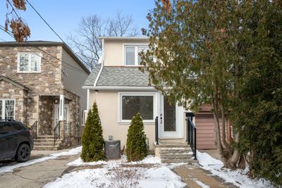 44 Goodwood Park Cres, House other with 3 bedrooms, 2 bathrooms and 1 parking in East York ON | Image 2