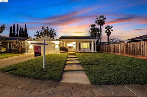 6931 Pine Ct, Dublin, CA, 94568 | Card Image