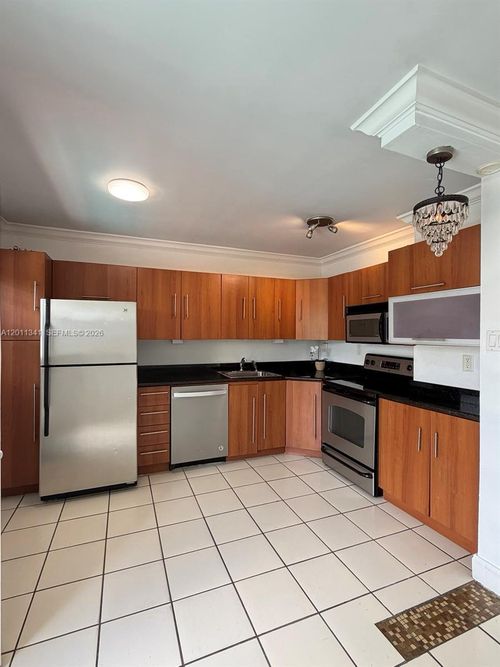 202-820 Salzedo St, Coral Gables, FL, 33134-2820 | Card Image