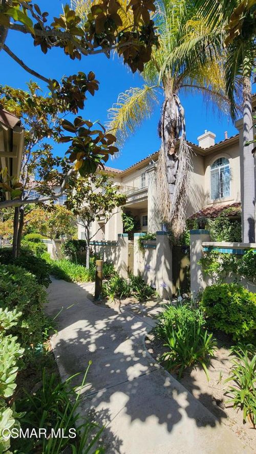 644 Warwick Ave, Thousand Oaks, CA, 91360-3728 | Card Image