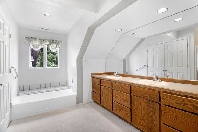 Master Suite | Image 28