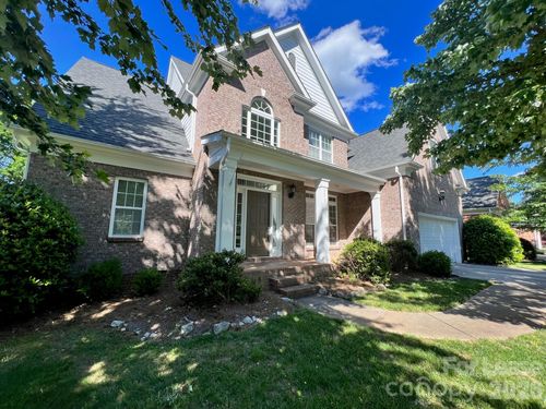 353 E Waterlynn Rd, Mooresville, NC, 28115-8027 | Card Image