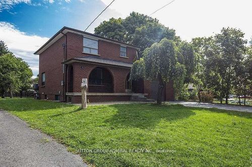 entire-property-7881 Dufferin St, Thornhill, ON, L4J3M5 | Card Image