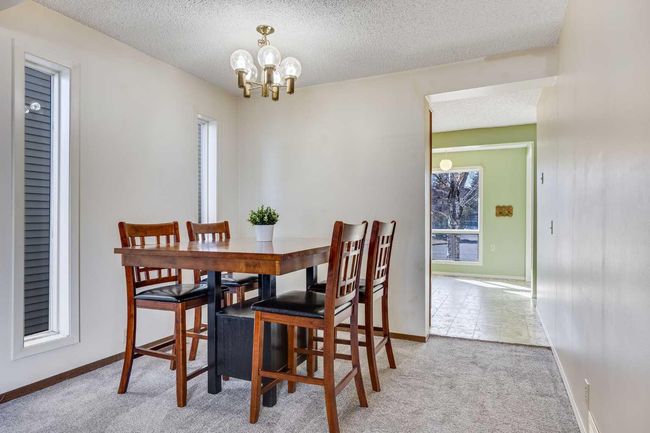 24 Rivervalley Crescent Se, House other with 3 bedrooms, 3 bathrooms and 2 parking in Calgary AB | Image 10
