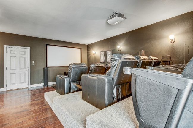 Another view of the media room | Image 14