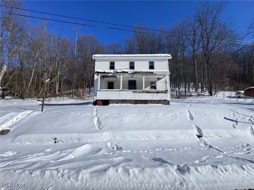 9173 Kennison Ave Ne, Mineral City, OH, 44656-8966 | Card Image