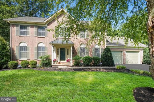 245 Braeburn Cir, WALKERSVILLE, MD, 21793-8168 | Card Image