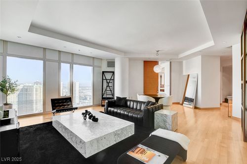 3207-3750 Las Vegas Blvd S, Las Vegas, NV, 89158-4356 | Card Image