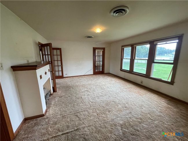 Living Room | Image 5
