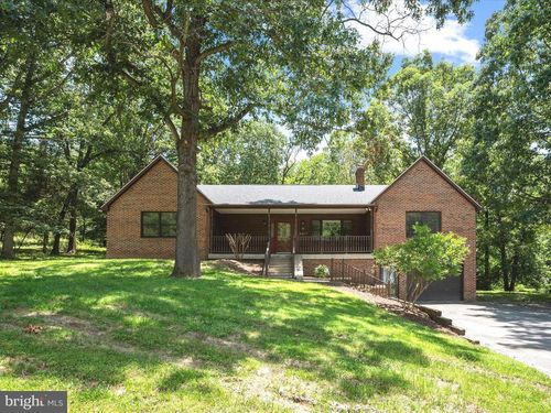 76 Sycamore Rd, HARPERS FERRY, WV, 25425-5902 | Card Image